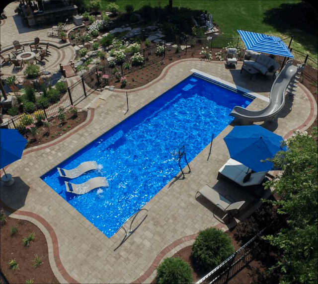 Landscapes & Pools in Interlock, Paving & Driveways in Mississauga / Peel Region - Image 4