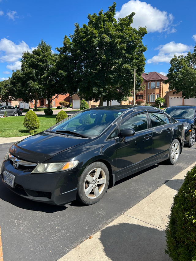 2010 Honda civic for sale in Cars & Trucks in Mississauga / Peel Region - Image 2