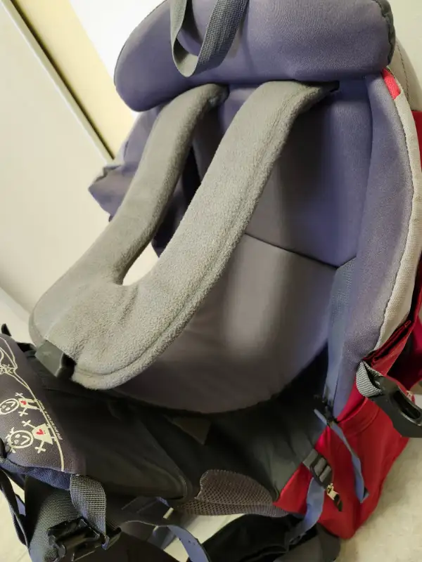 Phil&Teds "Escape" Backpack Child Carrier in Strollers, Carriers & Car Seats in Mississauga / Peel Region - Image 9