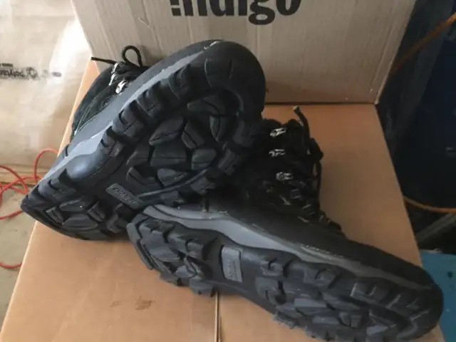 KHOMBU Men Waterproof Winter Fleet Hiking Boots Siz 9 Grey/Black in Men's Shoes in Markham / York Region - Image 7