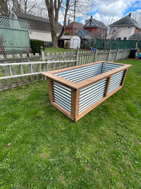 Custom raised garden bed