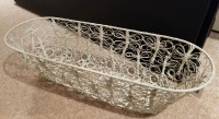 BNwT Ivory White Garden Wire Basket Flower Planter