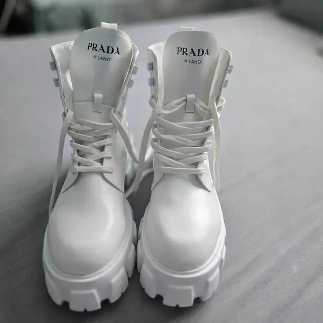 Prada Milano white Boot in Women's - Shoes in City of Toronto - Image 5