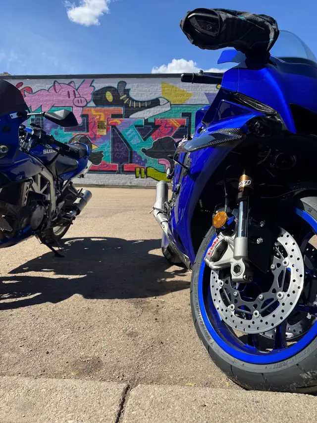 2025 YZF-R1 in Sport Bikes in Edmonton - Image 3