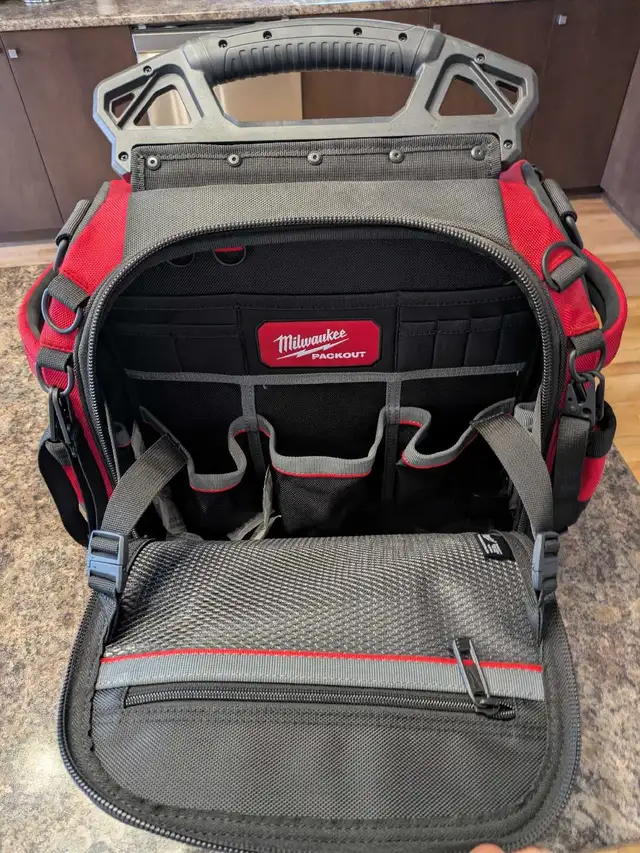 Milwaukee PACKOUT 15
