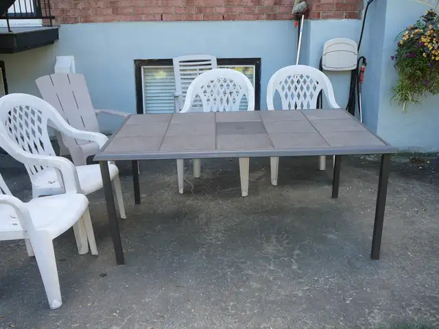 table et chaises pour l'exterieur in Patio & Garden Furniture in City of Montréal - Image 4