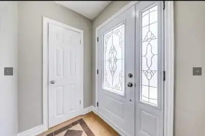 Upper floor Private room for rent 40 Clementine Sq, Near Markham & Ellesmere intersecton Rent $700 f...