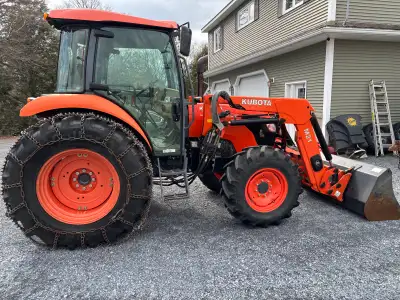 2015 Kubota 7060 has 1350hours M21 loader 1set of front remotes and 1 rear set of remotes Ice chains...