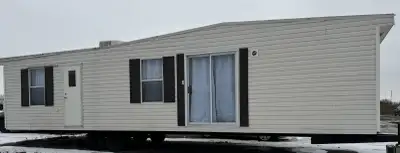 Please read all the ad and don’t ask if this is still available Up for grabs it was sold in October...