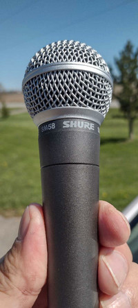 Shure SM 58 microphones