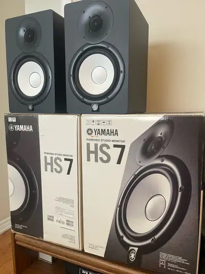 Yamaha HS7 7'' Powered Studio Monitor, View more