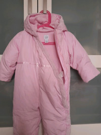 Infant Baby Girl GAP winter down and feathers snowsuit 6-12 m