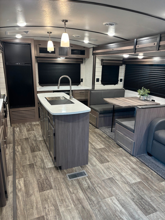 2021 Sunset Trail SS285CK in Travel Trailers & Campers in Calgary - Image 3