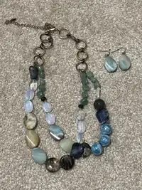 Gemstone necklace/earring set (blue/turquoise)