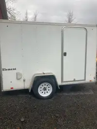 V-nose cargo trailer 