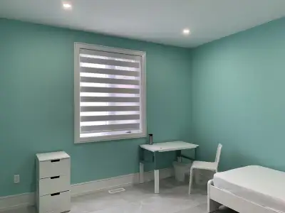 Newly furnished bedroom private bathroom Near North York Subway