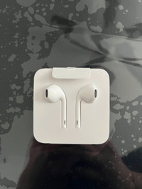 Apple EarPods with Lightning Connector