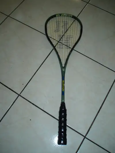 Serious buyers, please reply with your contact #. The price is firm. Pic 1,2 - Black Knight Squash R...