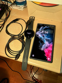 S22 Ultra 128 GB Black + Samsung Galaxy Watch 5 Bluetooth 44 mm