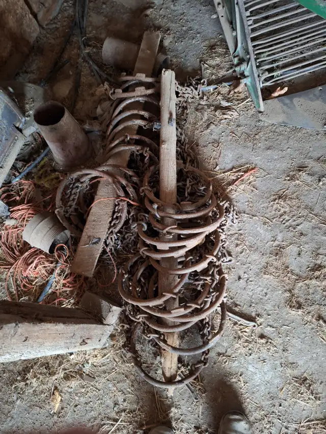 Chaînes anneaux tracteur in Other in Rimouski / Bas-St-Laurent - Image 2