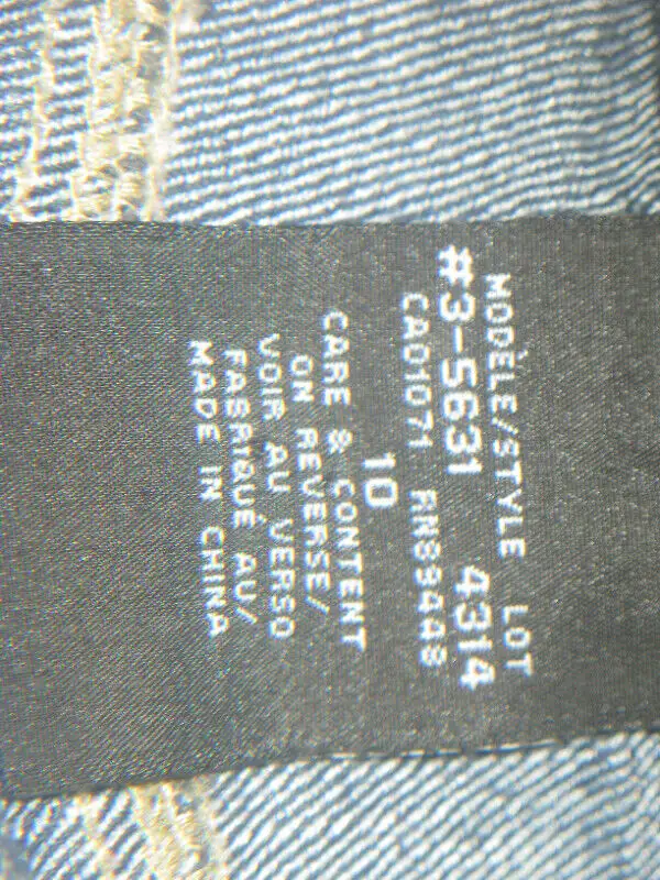 Pantalon pour femme SIMON CHANG  Denim grandeur 10 in Women's - Bottoms in Trois-Rivières - Image 4