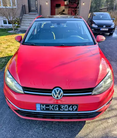 Comprend en plus de la version Trendline 5 portes : • Roues en alliage Dover de 16 po avec pneus tou...