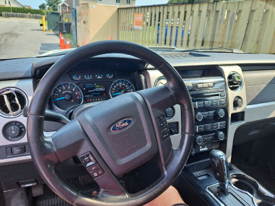Ford 2011 F-150 4×4 