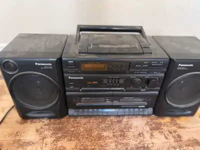 Panasonic RX-DT680, View more