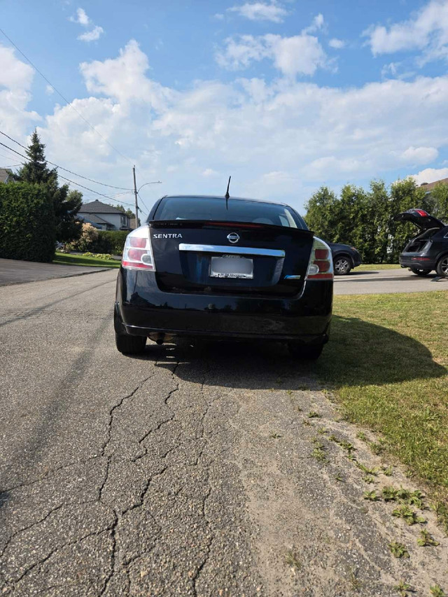 Nissan Sentra 2011 dans Autos et camions  à Laval/Rive Nord - Image 3