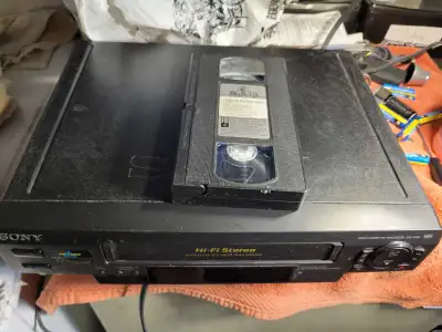 Sony SLV-N50 Hi-Fi Stereo VHS VCR 4-Head Video Cassette Recorder, View more