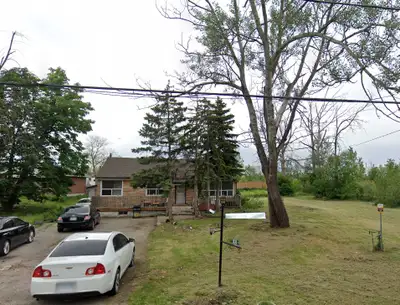 Room for Rent – Brampton (Main Intersection: Steels & Finch)