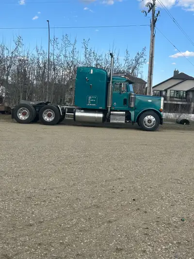 1998 peterbilt n-14 -525 hp. 18 speed 46,000 diff;s 4:10-tires 24.5 Excellent condition. New radiato...