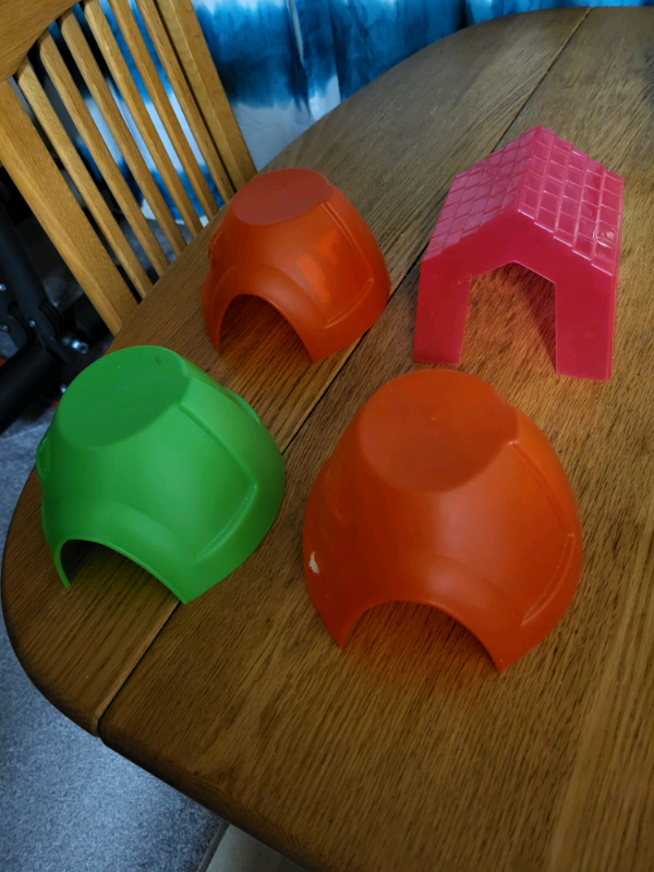 Hamsters home and drinking bottle in Accessories in Saskatoon - Image 3