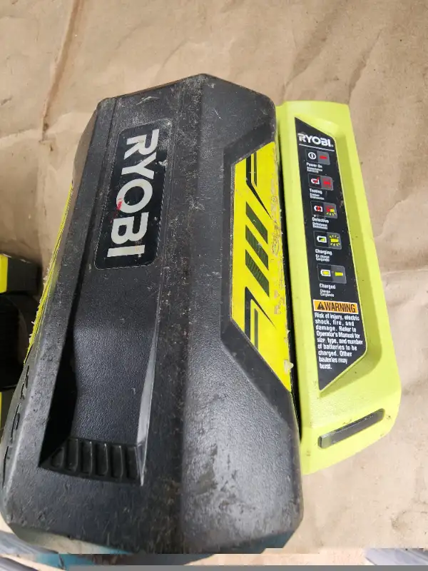 RYOBI 40V Lithium-Ion Rapid Charger Only Model # OP406AVNM in Outdoor Tools & Storage in Windsor Region - Image 9