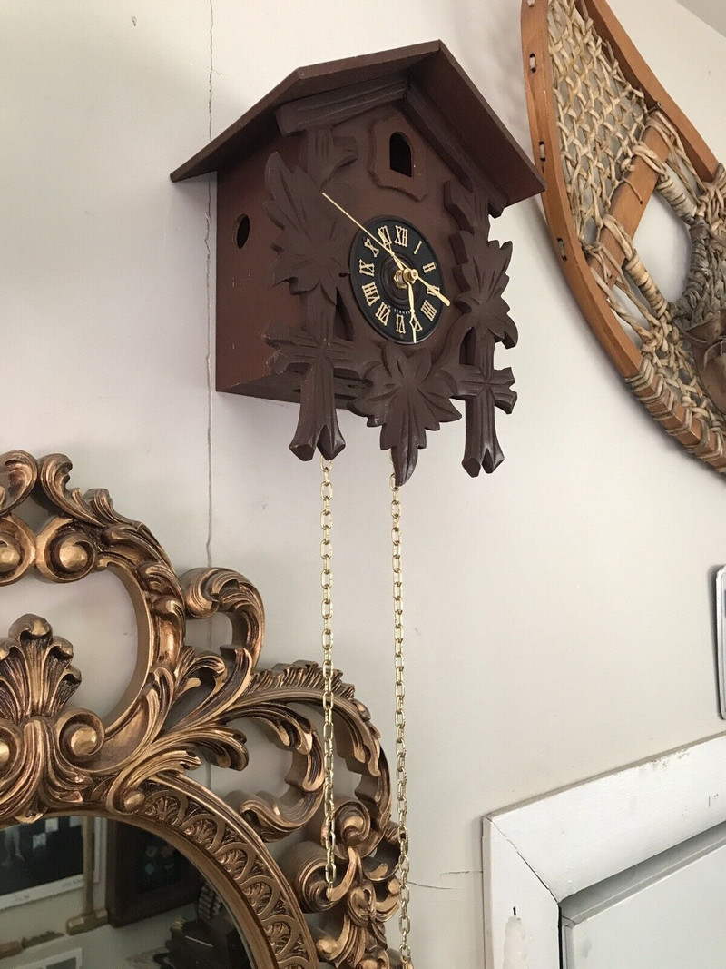 •Battery Cuckoo Clock• Home Décor & Accents Winnipeg Kijiji