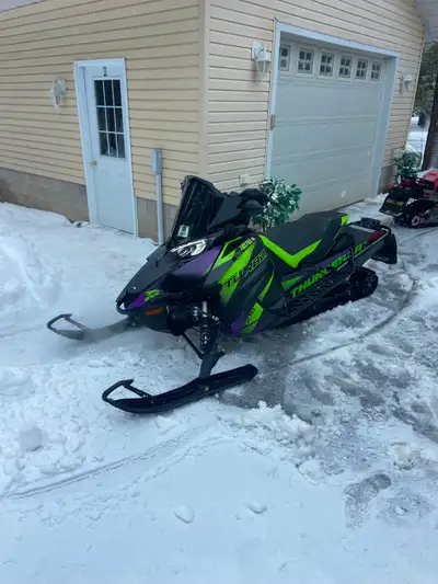 Sled is absolutely immaculate. Like new condition. Colour only made one year