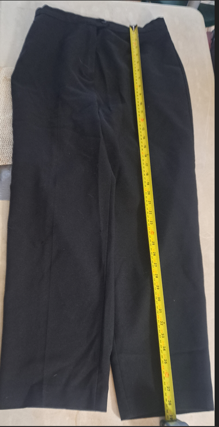 Black Pants, Size 16, Made in Canada (H1Y 3E9)
