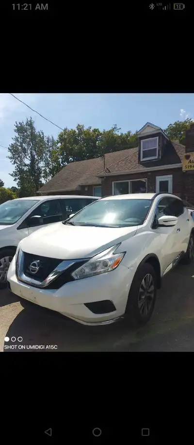 2016 Nissan Murano Alpine White on Black Cloth interior Heated seats Digital dash Full touch screen...