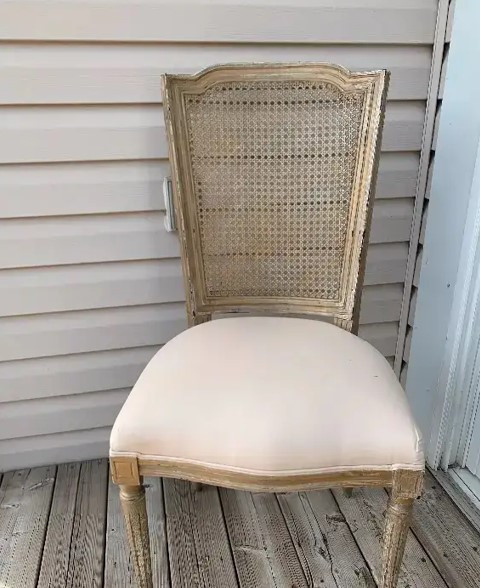 French Antique Chair in Chairs & Recliners in Oshawa / Durham Region