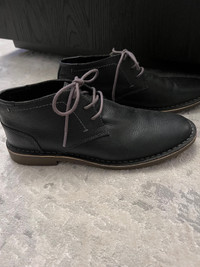New mens boots shoes sz  9.5