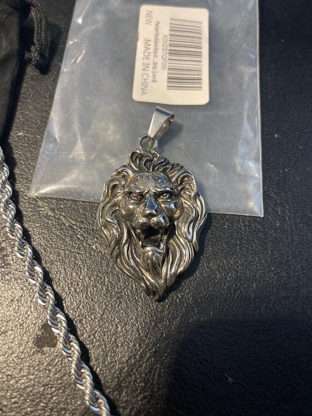 Brand New 24 inch Stainless Steel Necklace with Lion Pendant in Hobbies & Crafts in Mississauga / Peel Region - Image 2