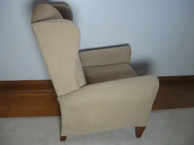 Tan Corduroy 3 Setting La-z-boy Recliner, View more