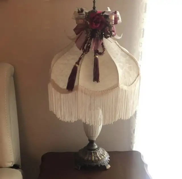 Vintage Table Lamp in Indoor Lighting & Fans in Kitchener / Waterloo - Image 2