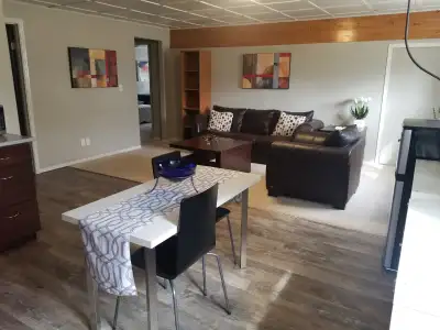 Furnished Room for Rent - No Lease, FEMALE ONLY - avail Sep 1st