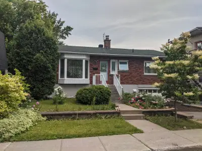 Maison à louer/House for rent 2500$