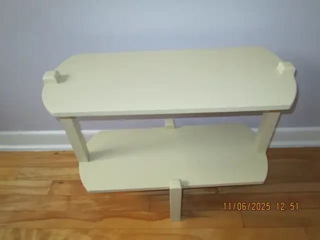 meuble d'appoint in Dressers & Wardrobes in Longueuil / South Shore - Image 2