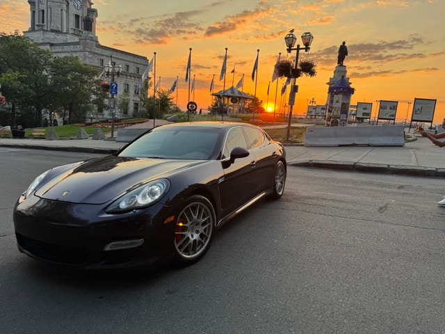 Porsche Panamera Turbo — photo 2
