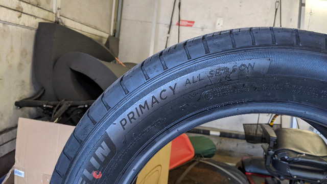 Michelin Primacy All Season 215/60/17 in Tires & Rims in Williams Lake