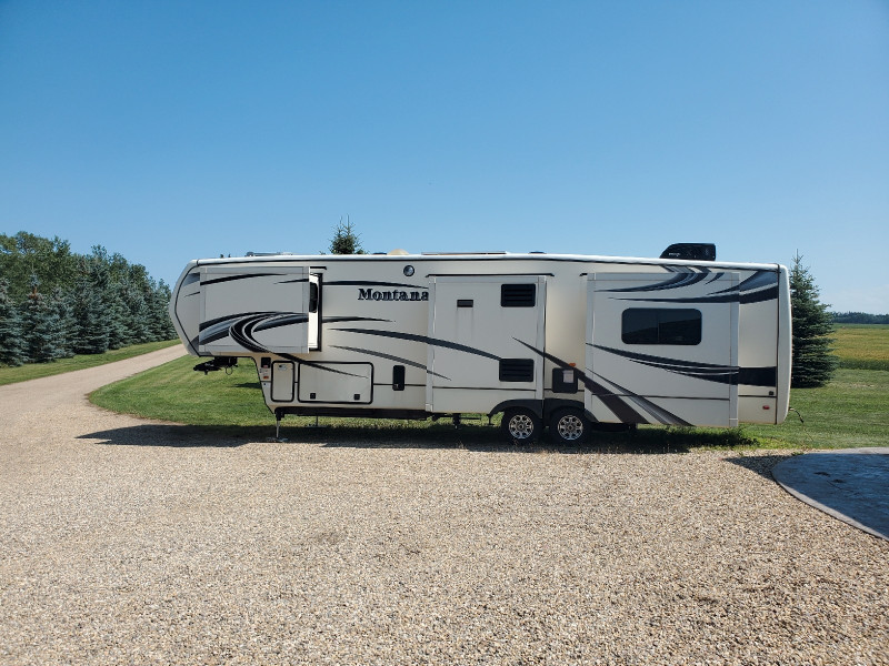 2014 Montana 3625RE 5th Wheel | Travel Trailers & Campers | Red Deer ...