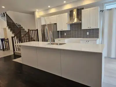 Available from 1st this one year old meticulous 3 bed town house with new appliances and garage door...
